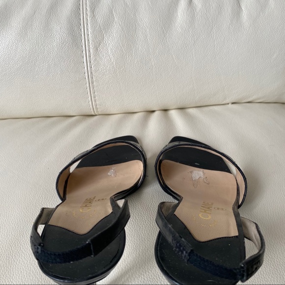 AUTHENTIC CHANEL Size 9 CHOCOLATE BAR BLACK SLING BACK STILETO HEELS RARE - Picture 3 of 3